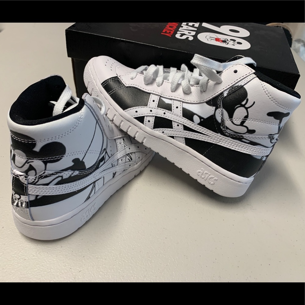 Asics tiger Mickey Mouse 90th year